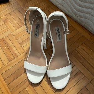 STEVE MADDEN CARRSON Sandals Size: 9